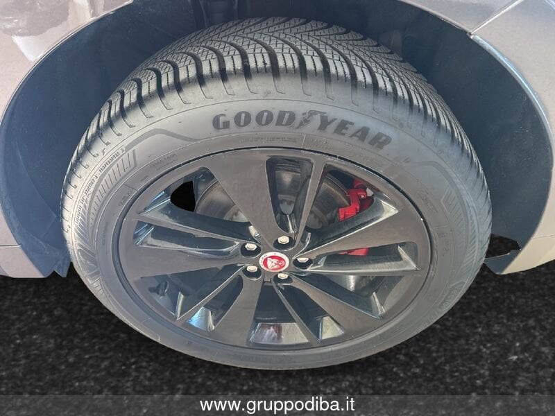 Jaguar F-Pace F-Pace 2.0d i4 mhev R-Dynamic SE awd 204cv auto- Gruppo Diba