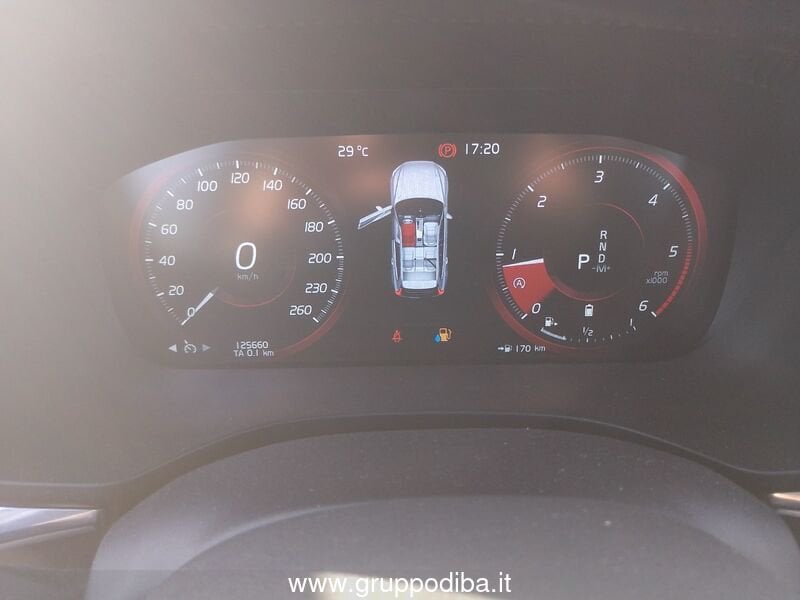 Volvo XC60 XC60 2.0 b4 Momentum Pro awd auto- Gruppo Diba