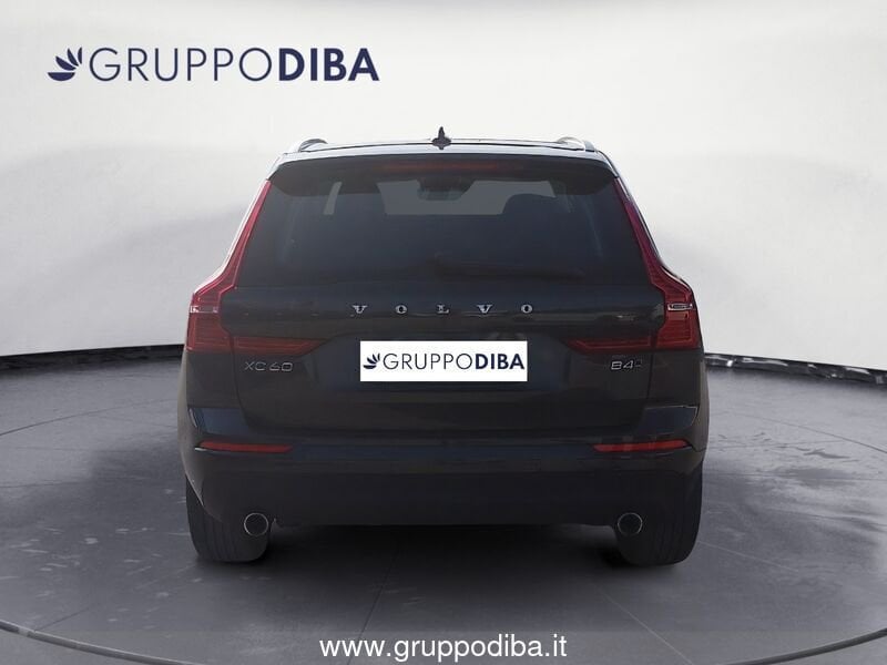Volvo XC60 XC60 2.0 b4 Momentum Pro awd auto- Gruppo Diba