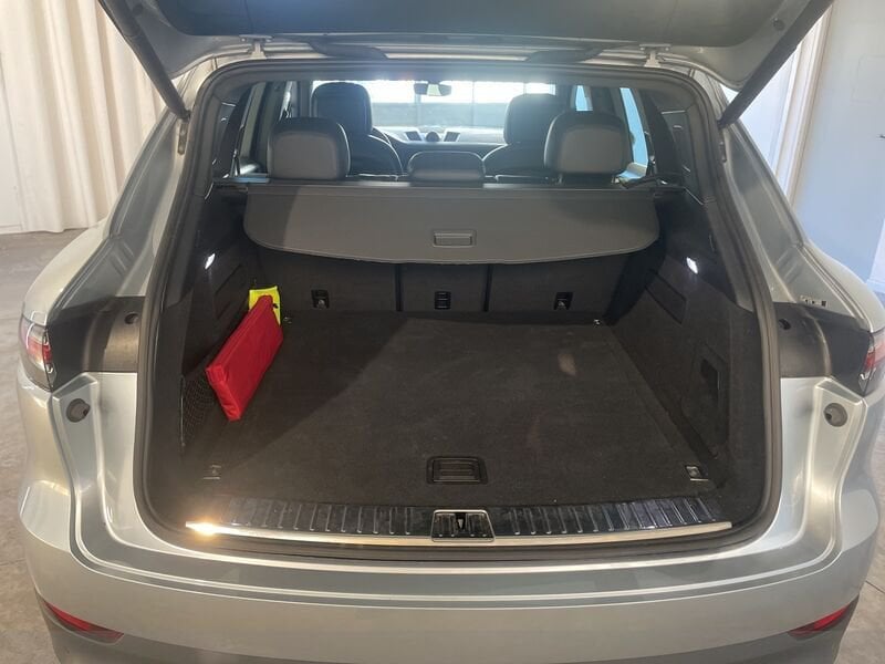 Porsche Cayenne E-Hybrid Cayenne 3.0 e-hybrid tiptronic- Gruppo Diba