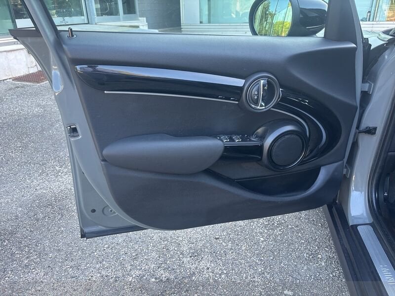MINI 5 Porte Mini 5p 1.5 Cooper Business auto- Gruppo Diba