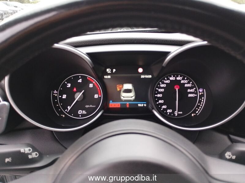 Alfa Romeo Giulia Giulia 2.2 t Veloce Q4 210 cv auto- Gruppo Diba