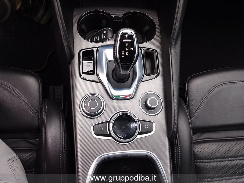 Alfa Romeo Giulia Giulia 2.2 t Veloce Q4 210 cv auto- Gruppo Diba