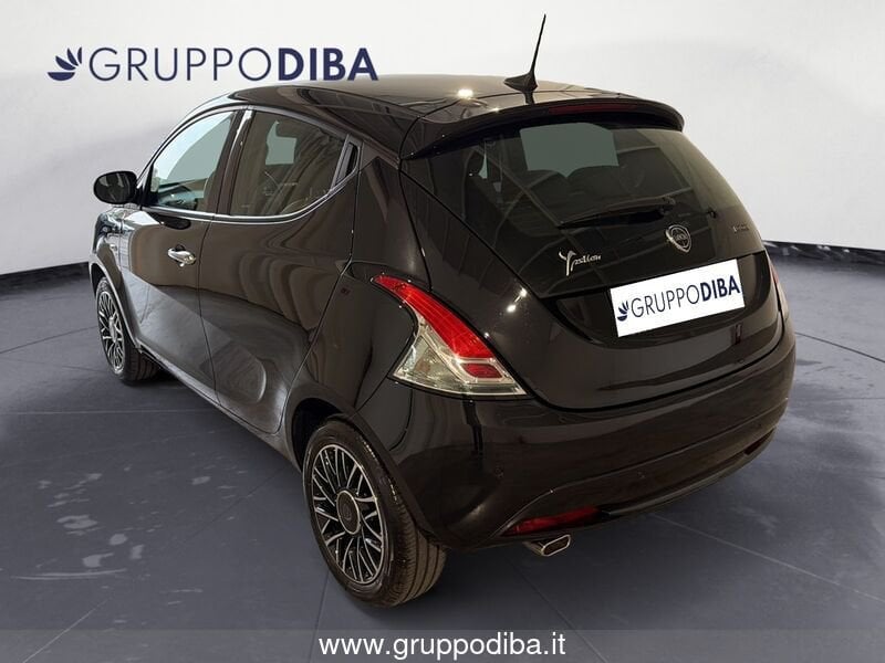 Lancia Ypsilon Ypsilon 1.0 firefly hybrid Alberta Ferretti s&s 70- Gruppo Diba