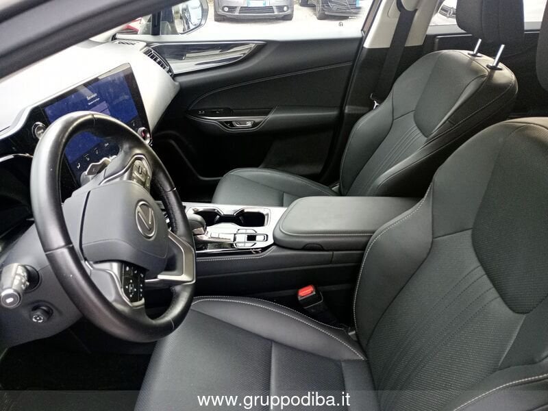 Lexus NX NX 450h+ 2.5 phev Premium 4wd 309cv e-cvt- Gruppo Diba