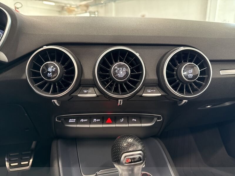 Audi TT Roadster TT Roadster 40 2.0 tfsi s-tronic- Gruppo Diba