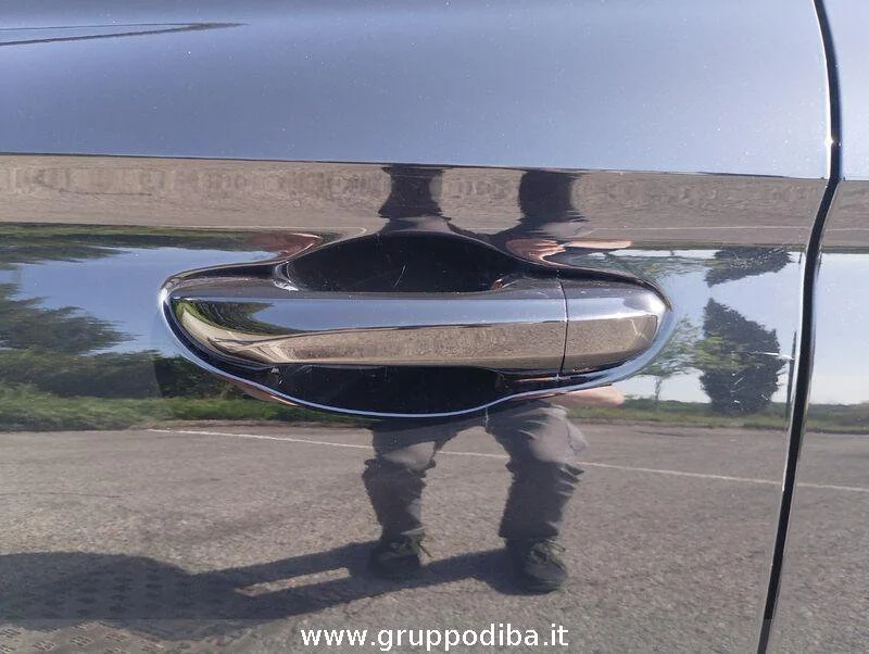 MG 3 1.5 MT COM Pebble Black- Gruppo Diba