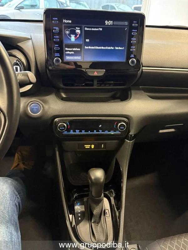 Toyota Yaris Yaris 1.5h Style- Gruppo Diba