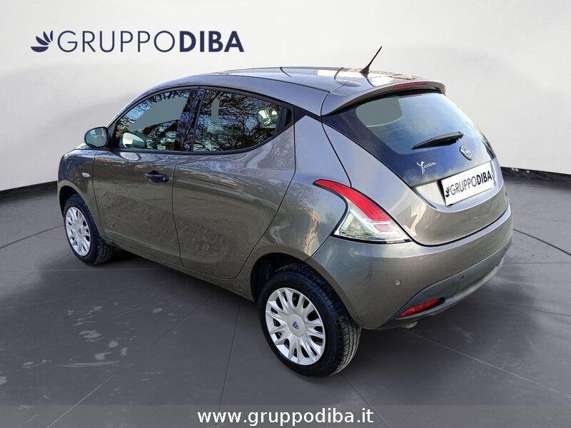 Lancia Ypsilon Ypsilon 0.9 t.air Silver ecochic metano 80cv- Gruppo Diba