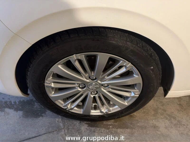 Peugeot 208 208 5p 1.5 bluehdi Allure s&s 100cv 5m- Gruppo Diba