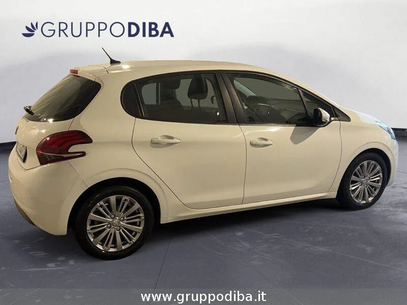 Peugeot 208 208 5p 1.5 bluehdi Allure s&s 100cv 5m- Gruppo Diba