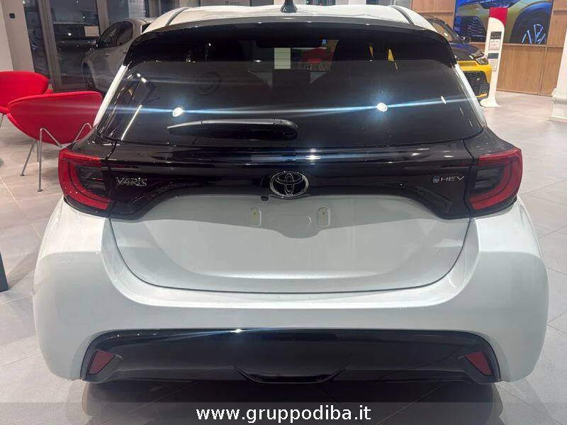 Toyota Yaris YARIS 15H 130HP LOUNGE MY25- Gruppo Diba