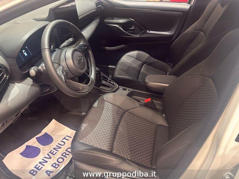Toyota Yaris YARIS 15H 130HP LOUNGE MY25- Gruppo Diba
