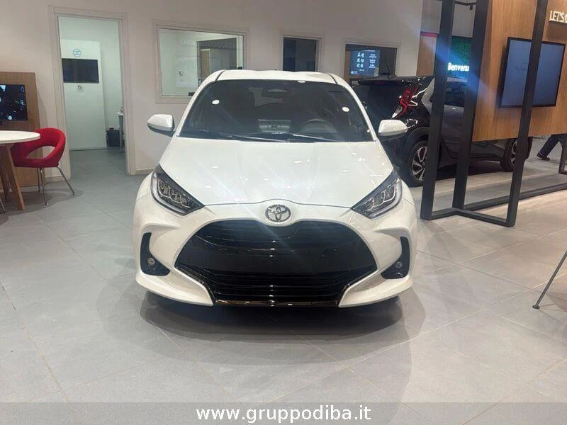 Toyota Yaris YARIS 15H 130HP LOUNGE MY25- Gruppo Diba