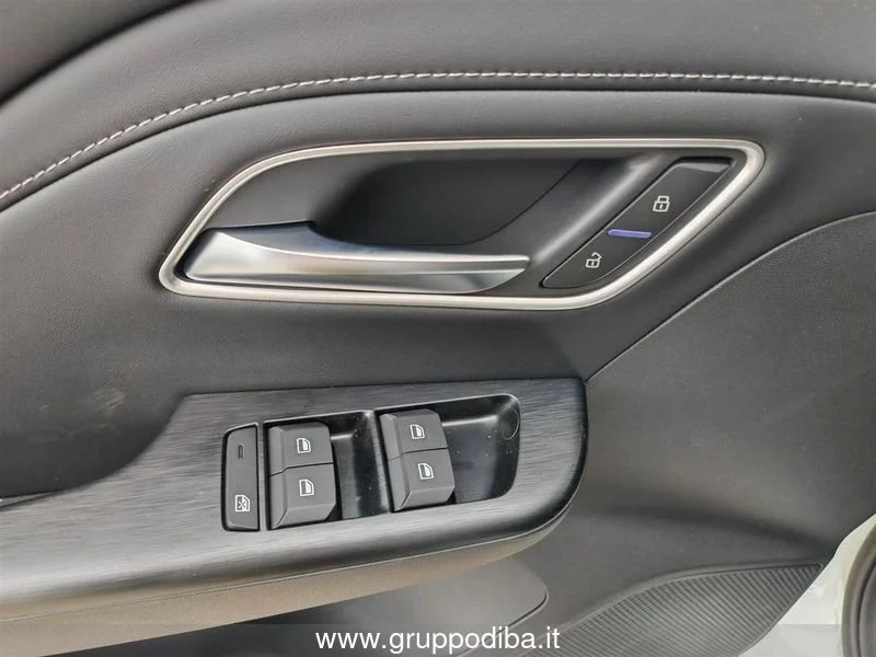 MG ZS 1.5L MT COM MY25.5 Dover White- Gruppo Diba