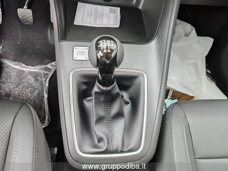 MG ZS 1.5L MT COM MY25.5 Dover White- Gruppo Diba