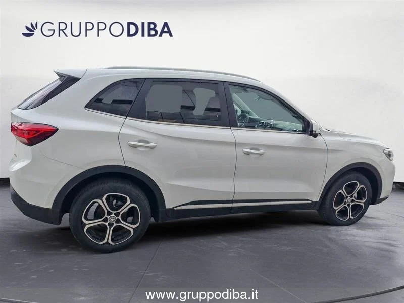 MG ZS 1.5L MT COM MY25.5 Dover White- Gruppo Diba