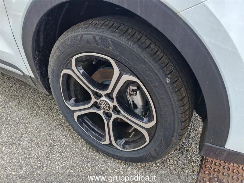MG ZS 1.5L MT COM MY25.5 Dover White- Gruppo Diba