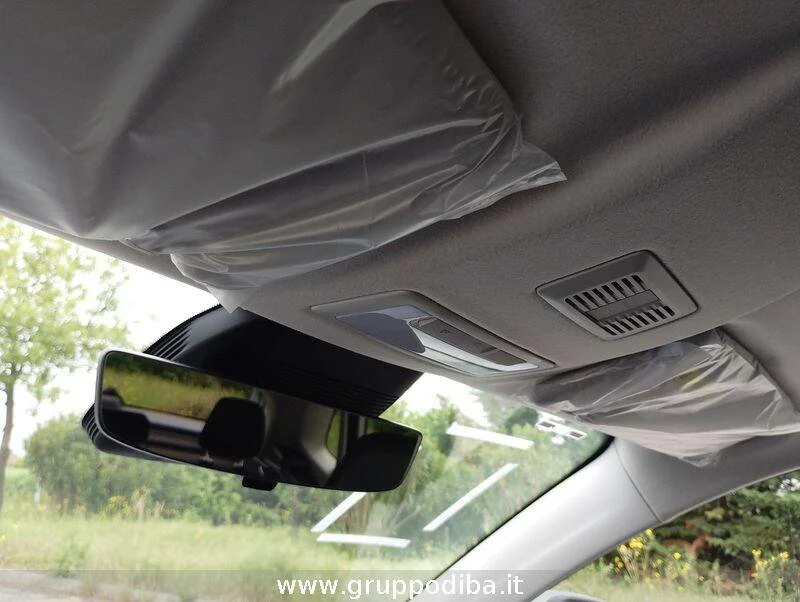 MG ZS 1.5L MT COM MY25.5 Dover White- Gruppo Diba