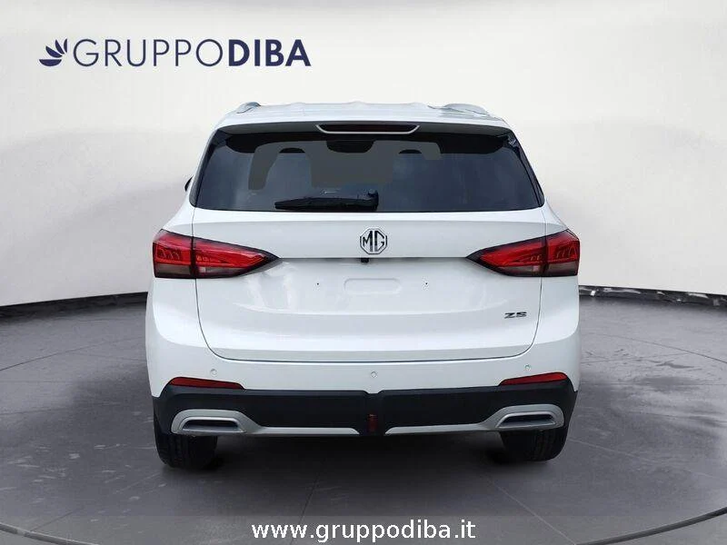 MG ZS 1.5L MT COM MY25.5 Dover White- Gruppo Diba
