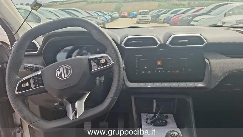 MG ZS 1.5L MT STD MY25.5 Cosmic Silver- Gruppo Diba