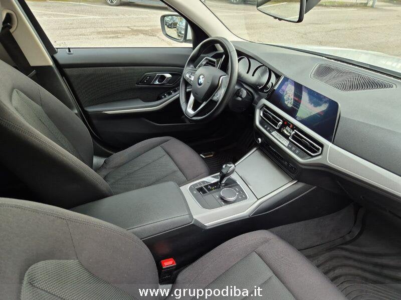 BMW Serie 3 Touring 320d Touring mhev 48V Business Advantage auto- Gruppo Diba