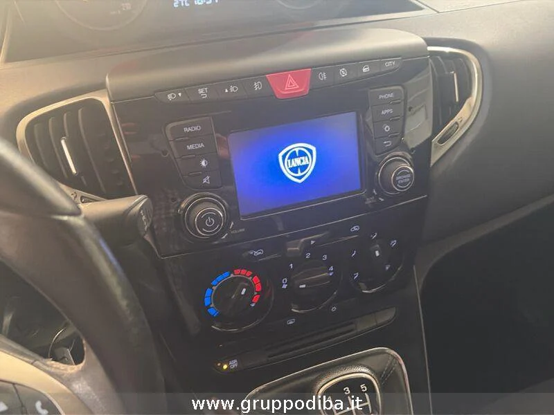 Lancia Ypsilon Ypsilon 1.3 mjt Platinum s&s 95cv- Gruppo Diba