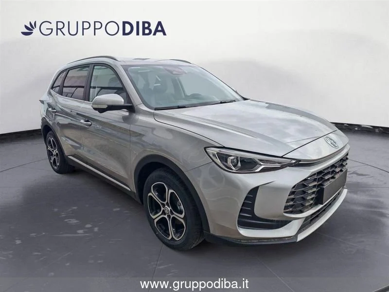 MG ZS 1.5L MT COM MY25.5 Cosmic Silver- Gruppo Diba
