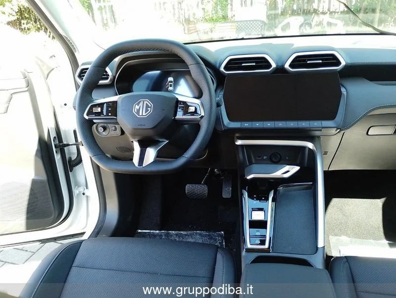 MG ZS 1.5L HEV LUX MY25.5 white- Gruppo Diba