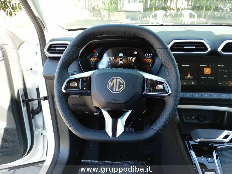 MG ZS 1.5L HEV LUX MY25.5 white- Gruppo Diba