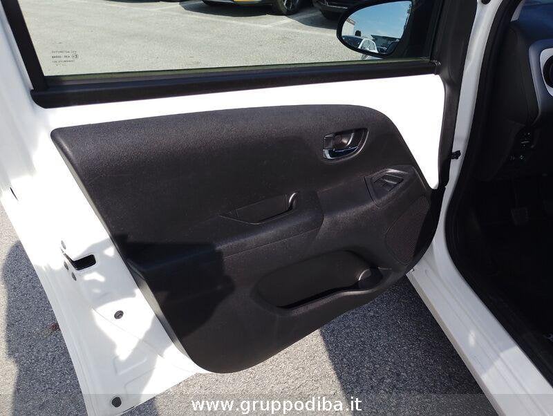 Toyota Aygo Aygo 5p 1.0 x-business 72cv- Gruppo Diba