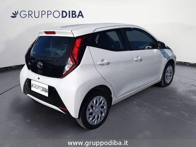 Toyota Aygo Aygo 5p 1.0 x-business 72cv- Gruppo Diba