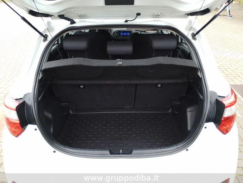 Toyota Yaris Yaris 5p 1.5h Active my18- Gruppo Diba