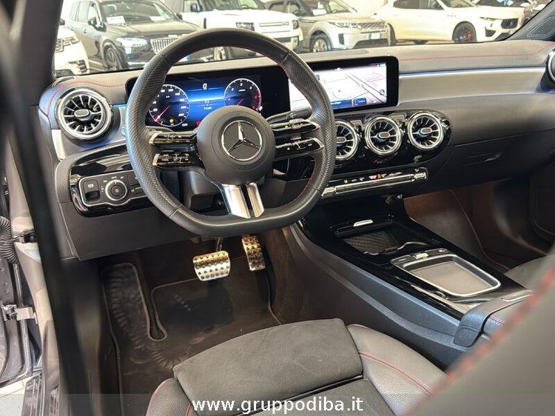 Mercedes-Benz CLA Shooting Brake CLA Shooting Brake 200 d AMG Line Advanced Plus au- Gruppo Diba