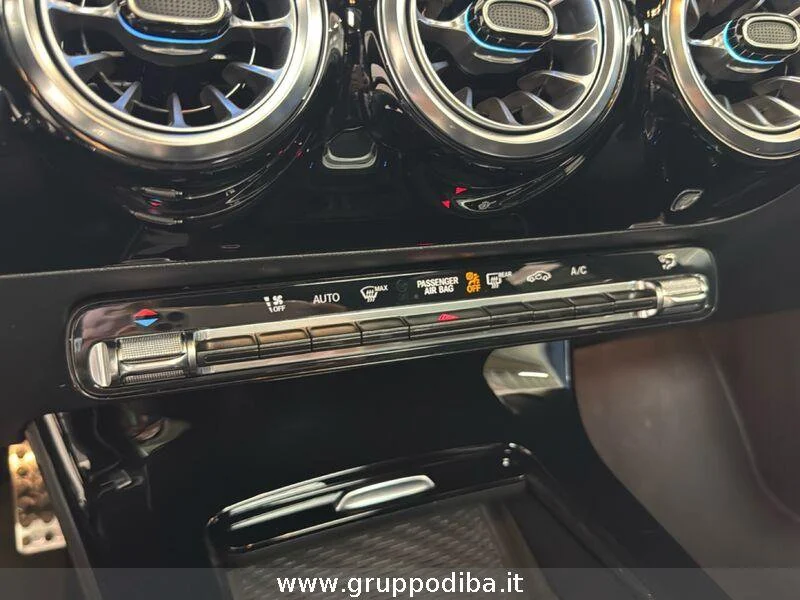 Mercedes-Benz CLA Shooting Brake CLA Shooting Brake 200 d AMG Line Advanced Plus au- Gruppo Diba