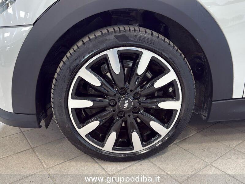 MINI 3 Porte Mini 3p 1.5 Cooper Classic Premium Mid Package aut- Gruppo Diba