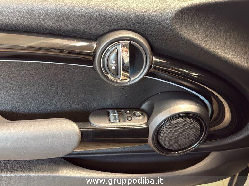 MINI 3 Porte Mini 3p 1.5 Cooper Classic Premium Mid Package aut- Gruppo Diba