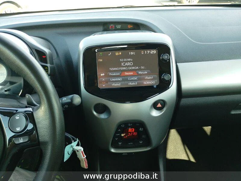 Toyota Aygo Aygo 5p 1.0 x-play m-mt my15- Gruppo Diba