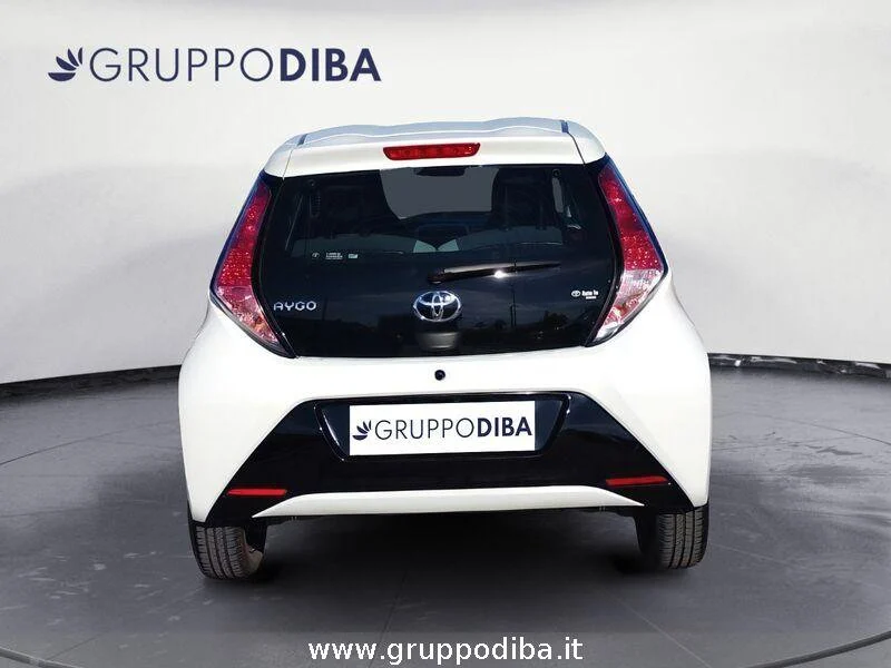 Toyota Aygo Aygo 5p 1.0 x-play m-mt my15- Gruppo Diba
