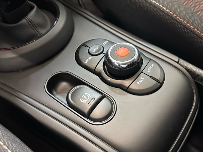 MINI Countryman Mini Countryman 2.0 Cooper D Essential auto- Gruppo Diba