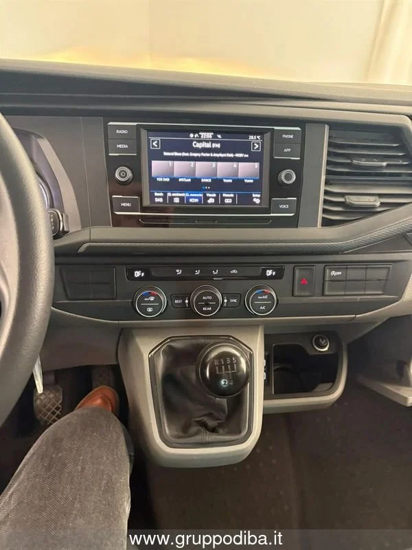Volkswagen veicoli commerciali Caravelle 2.0 tdi 110cv Trendline p.c.- Gruppo Diba