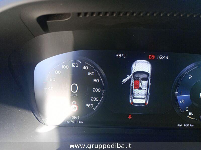 Volvo XC40 XC40 2.0 d3 Momentum Pro awd auto my21- Gruppo Diba
