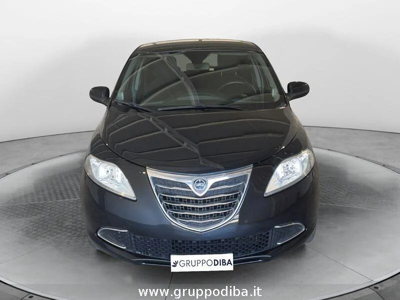 Lancia Ypsilon 1.2 8v silver 69cv- Gruppo Diba