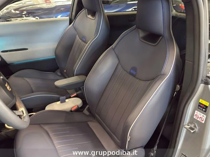 MINI Full Electric Mini Cooper SE Favoured- Gruppo Diba
