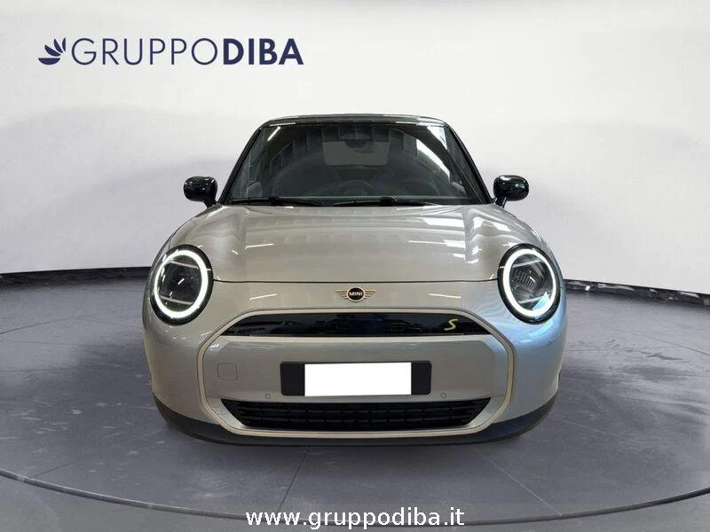 MINI Full Electric Mini Cooper SE Favoured- Gruppo Diba