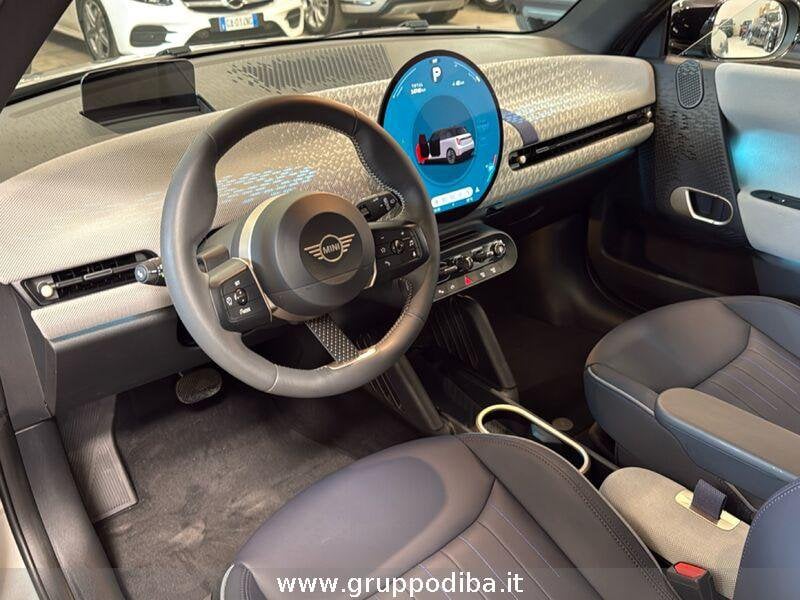 MINI Full Electric Mini Cooper SE Favoured- Gruppo Diba