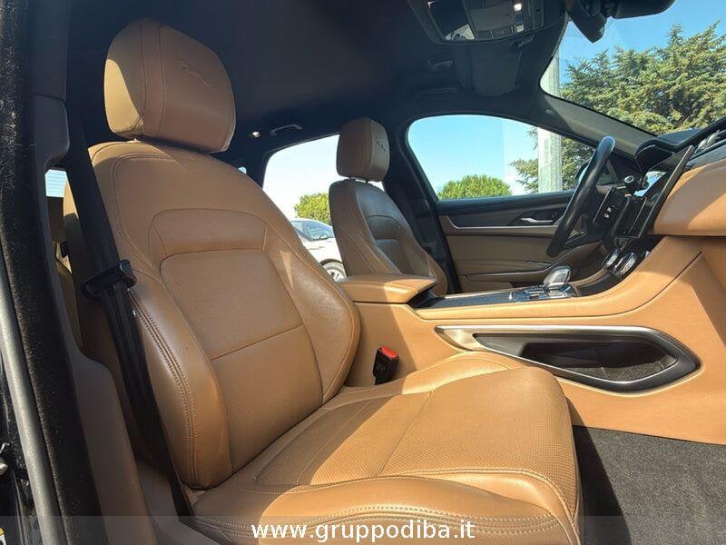 Jaguar F-Pace F-Pace 2.0d i4 mhev R-Dynamic S awd 163cv auto- Gruppo Diba