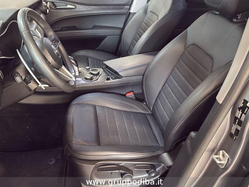 Alfa Romeo Stelvio Stelvio 2.2 t B-Tech Q4 190cv auto- Gruppo Diba