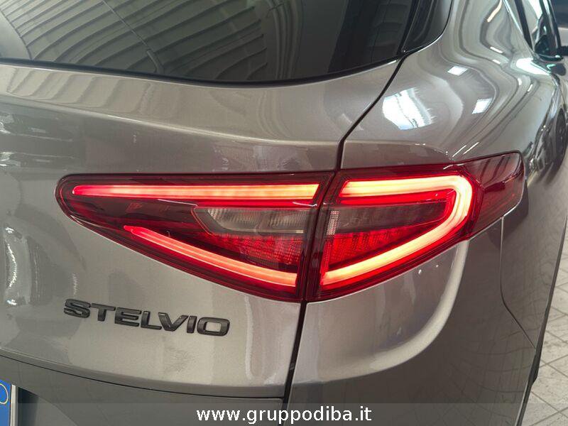 Alfa Romeo Stelvio Stelvio 2.2 t B-Tech Q4 190cv auto- Gruppo Diba