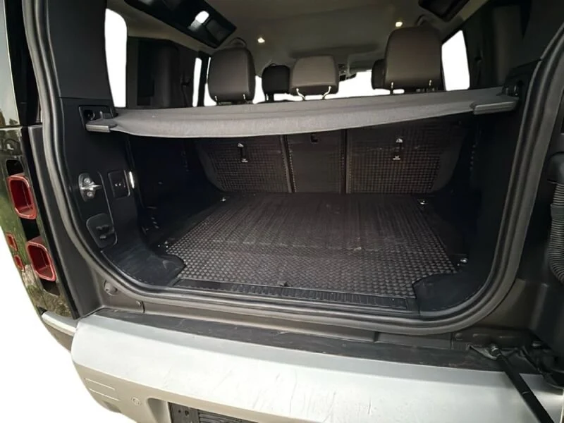Land Rover Defender Defender 110 3.0d i6 mhev SE awd 200cv auto- Gruppo Diba